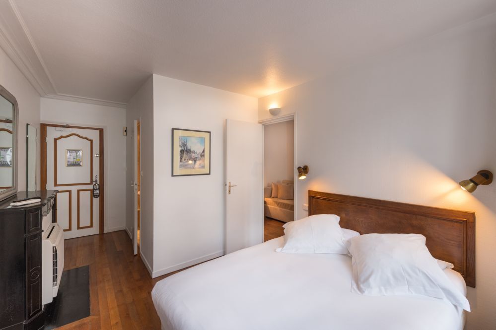 Hotel des Tonneliers Beaune - Superior Quadruple Room